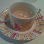 モナリザ - 最後にハーブティー、氷を入れてもらいました