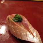 すし屋 真魚 - 鰺