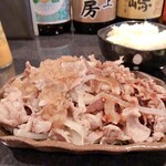 近江牛と有機野菜の呑処 ひだまり - 薄焼肉定食 1000円