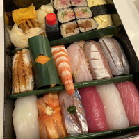 鮨 りんだ - にぎり(13貫・巻物・お新香)