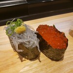 沼津魚がし鮨 - イクラ、生シラス