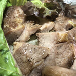 鉄板酒処 はな家 - 料理写真:ステーキ豚
