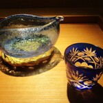 もと井 - 冷酒・徳利：蓬莱泉 空　純米大吟醸 秘蔵酒十年熟成 1,000円（税別）。　　　　　2020.05.09