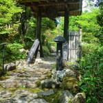 竹やぶ - お店へのアプローチ