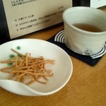 そば茶と箸休め