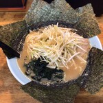 Ramen Shoppu - ネギ味噌ラーメン+海苔