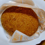 アルサスローレン - カリカリカレードーナツ。このカレーパン好きなんですよねボク。「ポンパドウル」の海軍カレーパンより好きだなぁ