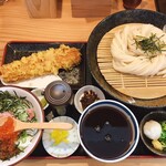 情熱うどん 荒木伝次郎 - おろしざるうどん＆ミニネギトロいくら丼セット ちくわ天付き