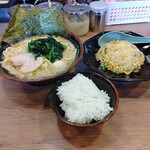 Numata Ya - 【2020.5.24(日)】まんぷく特製チャーハンセット(醤油らーめん＋半チャーハン＋無料ご飯)980円