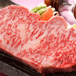 佳紋 - サーロインステーキ　目利きのシェフが厳選！上質なお肉にこだわり 九州産限定の一品をどうぞ。