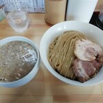 桐麺 - 鶏白湯醤油つけ麺+チャーシュー（900円+200円）