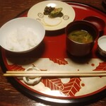 Hiiragiya - ご飯・赤出汁・お漬物