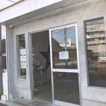 ぶたのほし - 帰りは閉店時間過ぎてたので、暖簾はありません(^_^;)