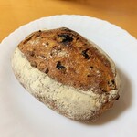 ヴェッカー - 天然ぶどう酵母パン。270円