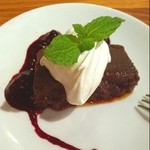 立飲 札幌バル - ボネ（チョコレートの焼き菓子）：2012年5月