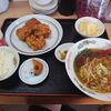 媽媽美食 - 若鶏唐揚げ定食のスープを台湾ラーメンに変更　680円+100円