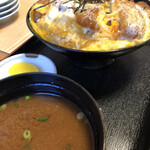 みなみ - カツ丼
      甘めで我が家好み