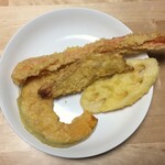丸亀製麺 - かしわ天、かぼちゃ天、ジャンボカニかま天、れんこん天