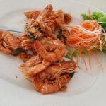 Ocean Green Restaurant - 香ばしい殻付き海老に甘じょっぱいエッグフロスとパリパリのカレーリーフ、奶油虎蝦（バタータイガープラウン）200g6尾でRM22.00