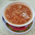 Ocean Green Restaurant - 蟹肉魚翅羹（蟹肉入りふかひれスープ）はお昼なら半額以下、小サイズ通常RM60.00がRM25.00に