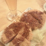 ハムカツとメンチ　ハーフ\300