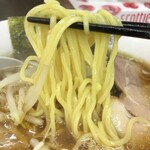 けんちゃんラーメン - 麺リフト