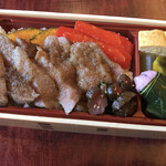 木曽路 - (黒毛和牛)和牛あみやき弁当