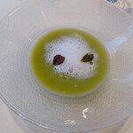 ラ・カシェット - そらまめのスープ　泡はベーコン風味