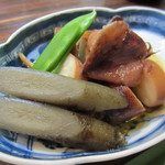 季節一品料理 藤原 - 素朴な美味しさごぼう。