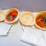 テイクアウト&デリバリ専門店 ロジウラカリー サムライ - ２人のチキンと野菜１３品目　１５１４円（税込）デフォ【２０２０年５月】