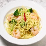 Shrimp and broccoli peperoncino