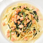 Creamy Norwegian salmon and spinach spaghetti