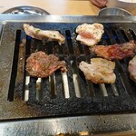 Oosaka Yakiniku Horumon Futago - 