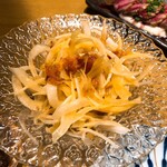 炭火焼鳥いしはら - 中には卵黄が入ってました