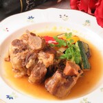 Tender stewed beef tail