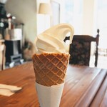 タカオ コーヒー - 磯沼牧場ミルクソフトクリーム500円