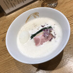 麦の道 すぐれ - 名古屋コーチン泡白湯 800円（+味付け玉子 120円）