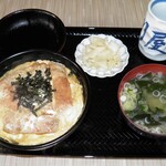 ひより屋 - かつ丼 750円