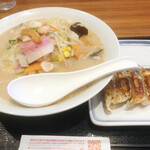 リンガーハット - 料理写真: