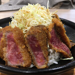 精肉店直営ローストビーフ丼 やまと - 