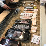 岡屋生魚店 - 