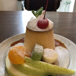 uni CAFE - uniプリン¥600  