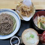 Yamagata Soba Tsuruya - ざる蕎麦とゲソ天とミニ天丼