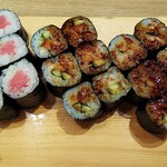 Sushi Tsukiji Nihonkai - トロ鉄火細巻き（￥５００）・穴子胡瓜細巻き（１本３５０）