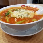 太陽のトマト麺 - 太陽のチーズラーメン