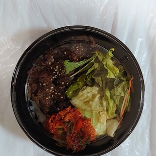 焼肉 蔵 - 料理写真:牛みそタン丼 パッケージ