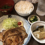 家庭料理居酒屋 よってって - ♪豚肉の味噌漬け定食 ¥500