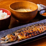 Mackerel culture dried set meal