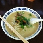 中国料理 桃仙 - トンコツラーメン