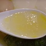 黄金の塩らぁ麺 ドゥエイタリアン - 